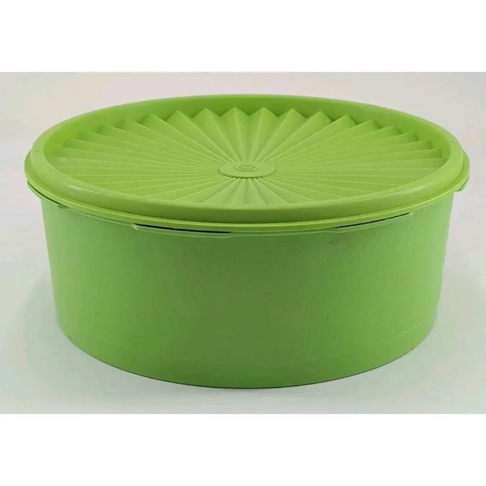 Vintage Tupperware #1204 Lime Green Servalier Container W/Lid 8